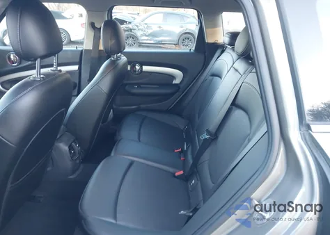 2016 Mini Clubman Cooper из США, поврежденный, VIN WMWLN5C5XG2E29924